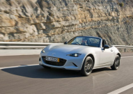 云南小姐姐敞篷车多少钱,价格揭秘，畅享驾驶乐趣