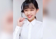 官方客服小姐姐图片,温暖微笑，专业解答，为您服务！”